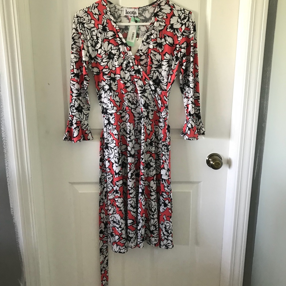 3/4 sleeve wrap dress